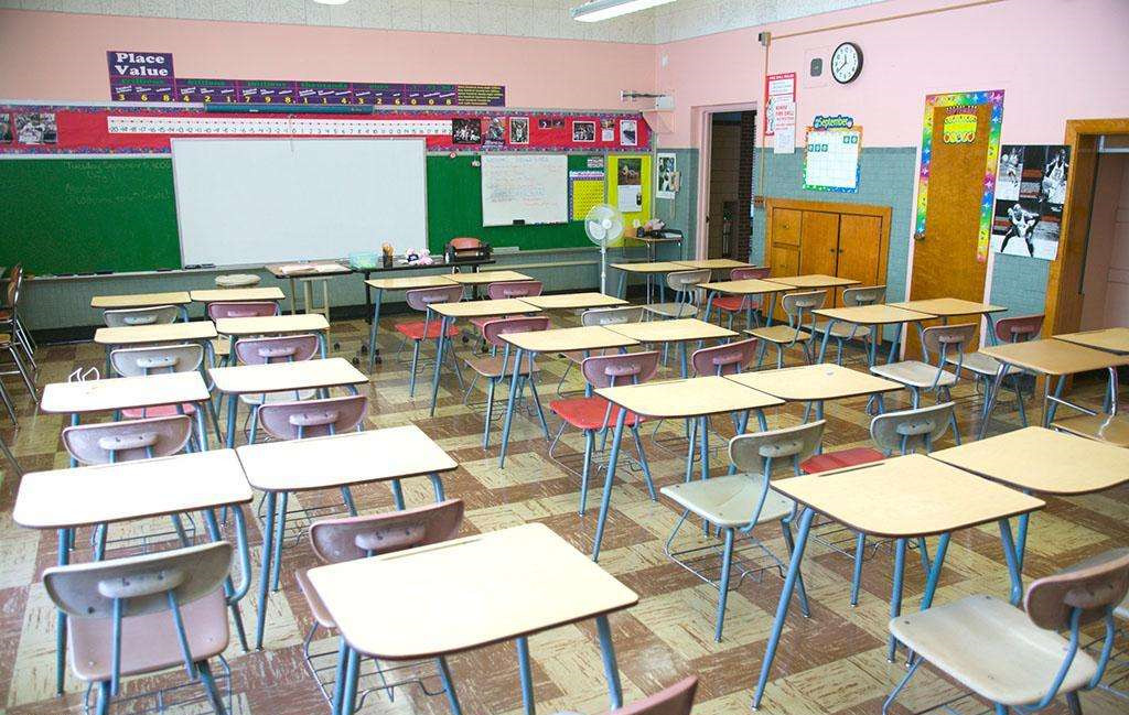 首例小学生教室装修后病亡　校方判赔42万