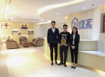 热烈祝贺龙总、赵总签约创绿家南京市区级代理！