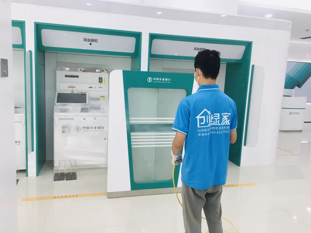 2026年上海办公室除甲醛完整攻略：治理流程、收费标准和施工方案选择，看完不再走弯路