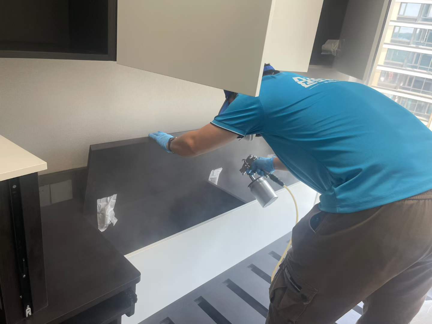 杭州新房除甲醛上门治理实录：现场施工流程与治理效果说明